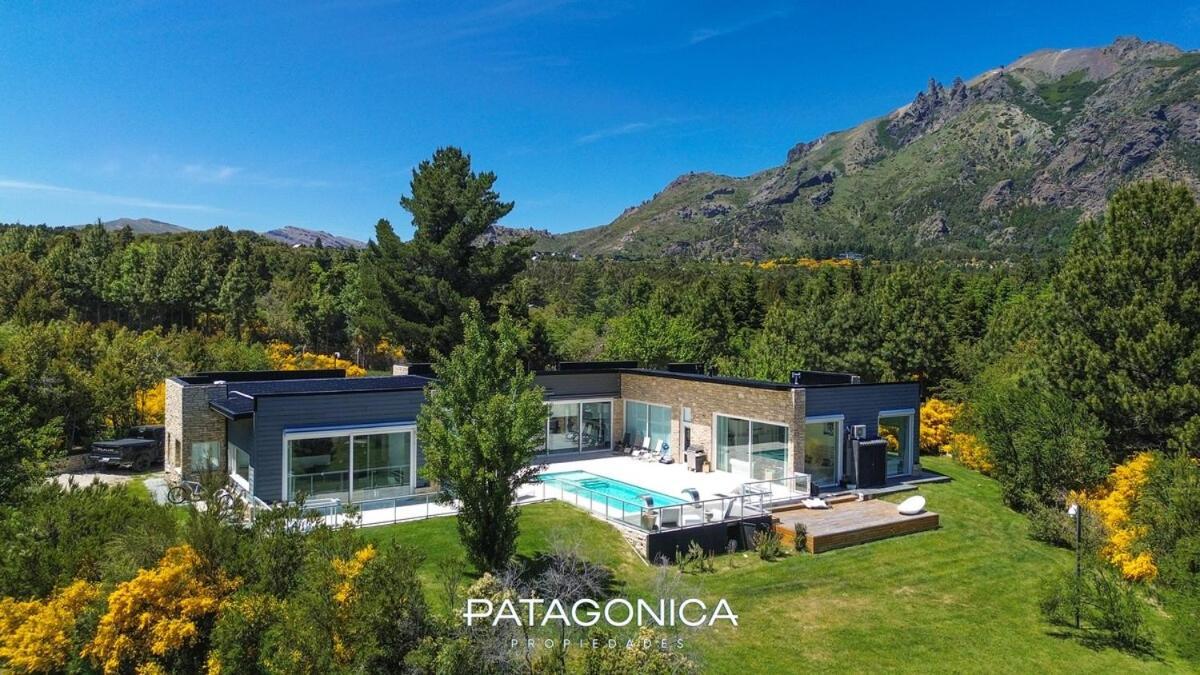 White House Villa San Carlos de Bariloche Exterior photo